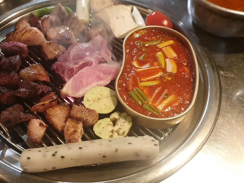 잘 익은 부속고기