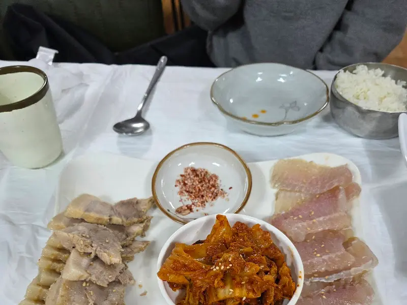 홍어 삼합 한상차림