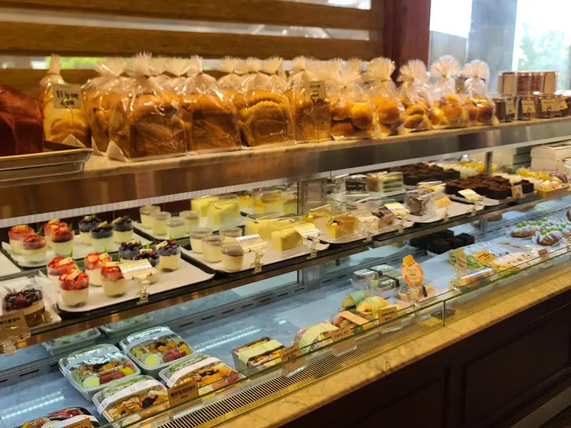 케이크 진열대의 모습