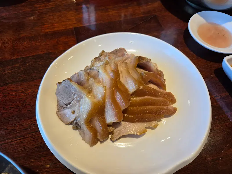 윤기가 흐르는 수육