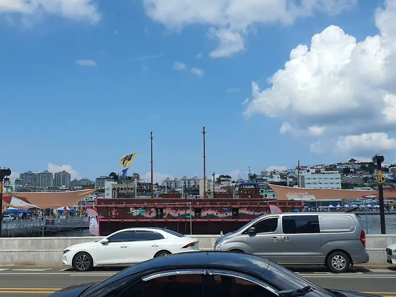 강구식당에서 바라본 통영 바다 뷰 사진