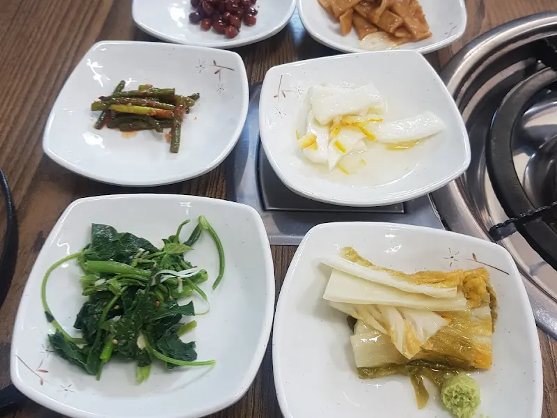 해돋이식당 내부 모습