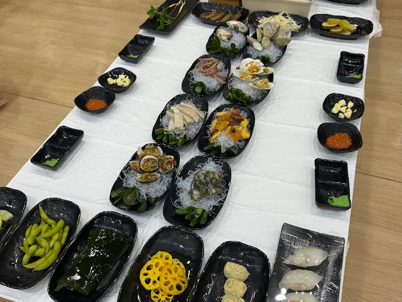 푸짐한 스끼다시 한 상