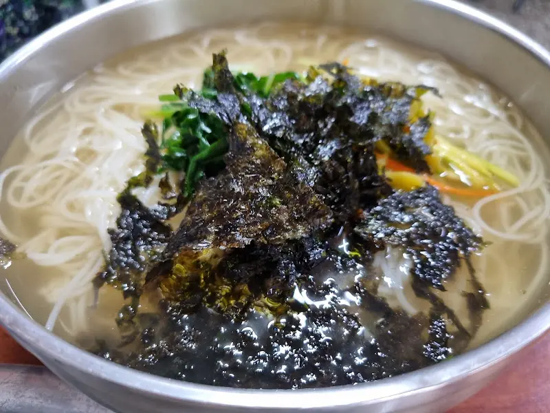 잔치국수 근접샷