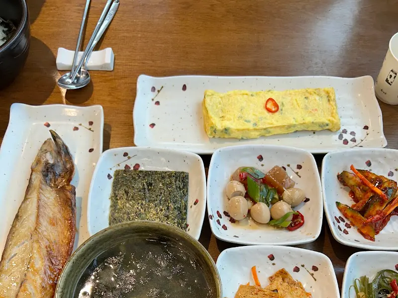 다채로운 밑반찬