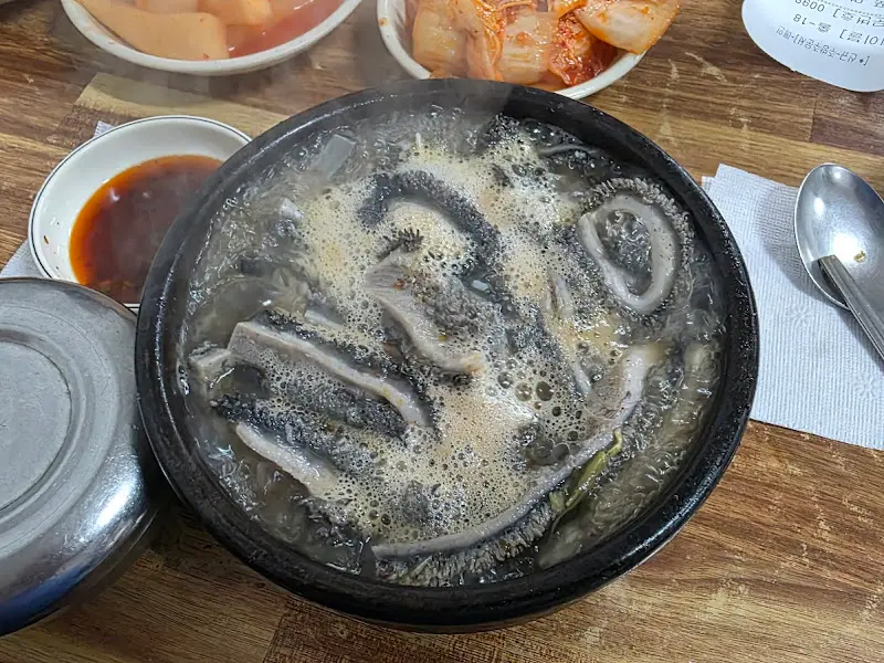 양평신내서울해장국 본점 해장국의 클로즈업 샷