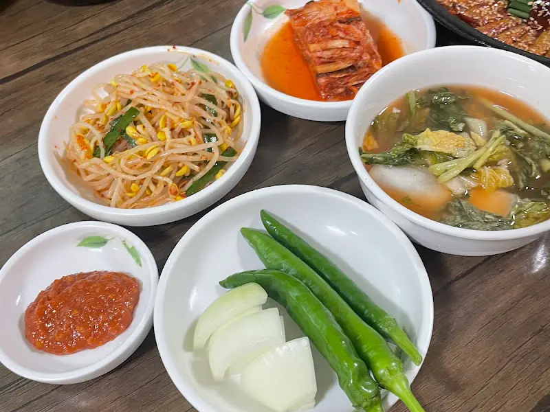 다채로운 곁들임 반찬