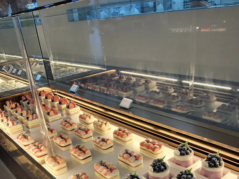 케이크 진열장의 모습