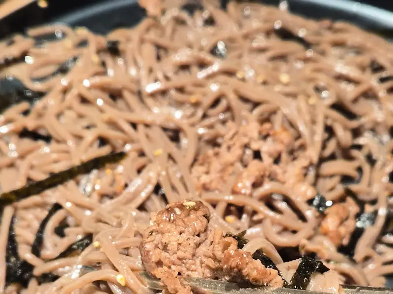 고소한 들기름 막국수