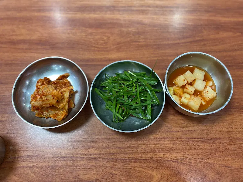 김치, 깍두기, 부추무침