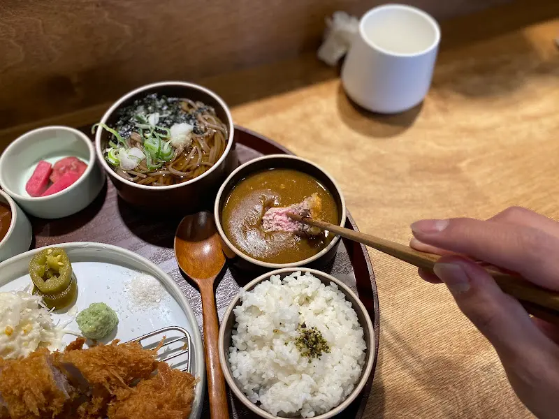 카레와 히레카츠