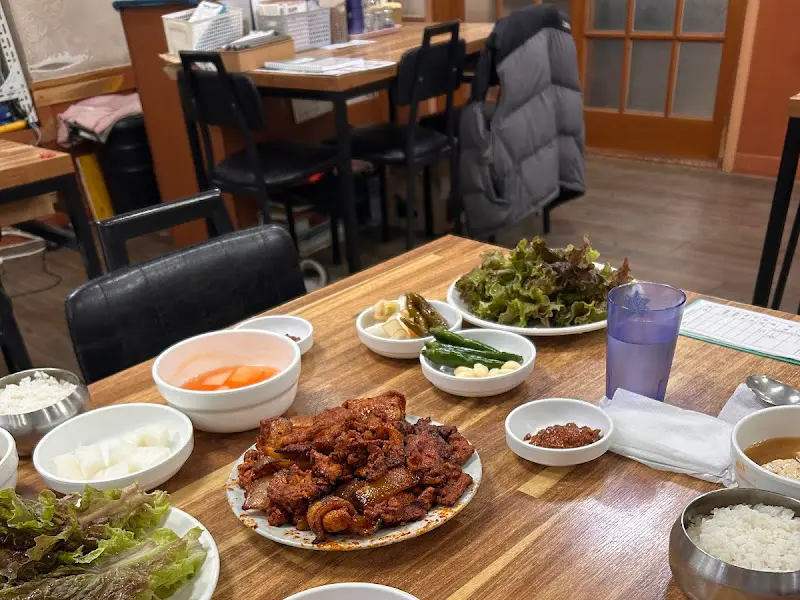 윤기가 흐르는 석쇠불고기