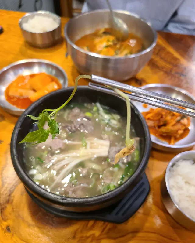 맑은 육개장