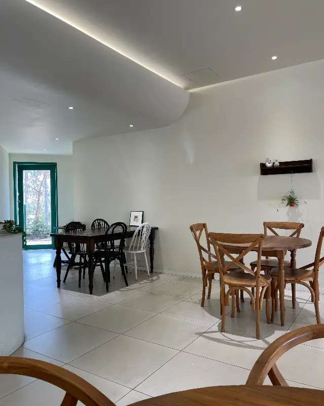 홀리데이홀릭 내부