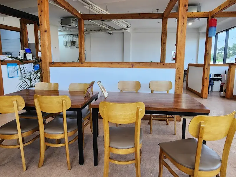 깔끔한 내부 인테리어