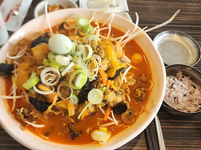 푸짐한 짬뽕 한 상