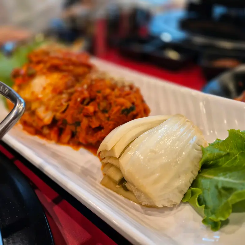 보쌈과 환상궁합을 자랑하는 보쌈김치와 무말랭이