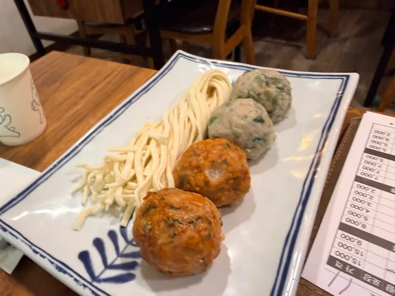 만두와 칼국수 사리