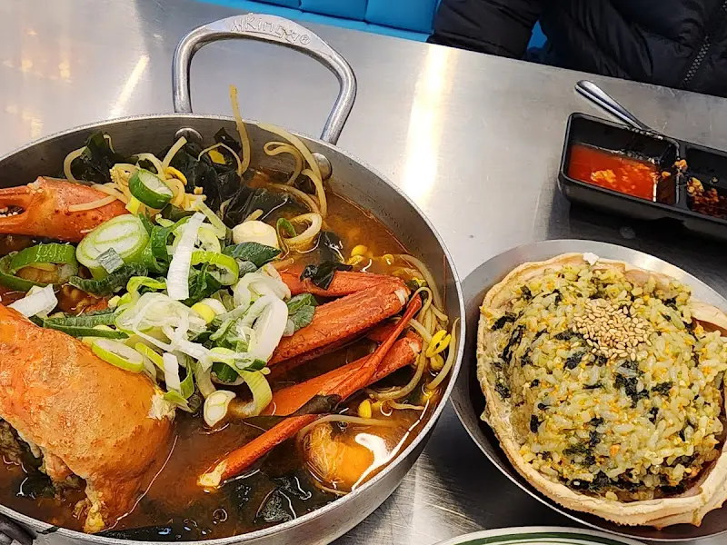 홍게라면과 게딱지밥