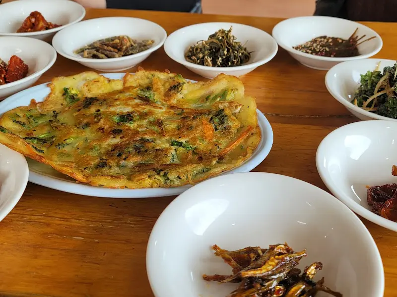 다양한 밑반찬 클로즈업