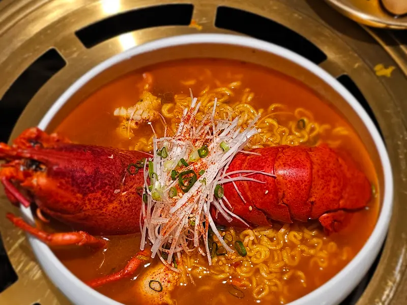 푸짐한 랍스터 라면
