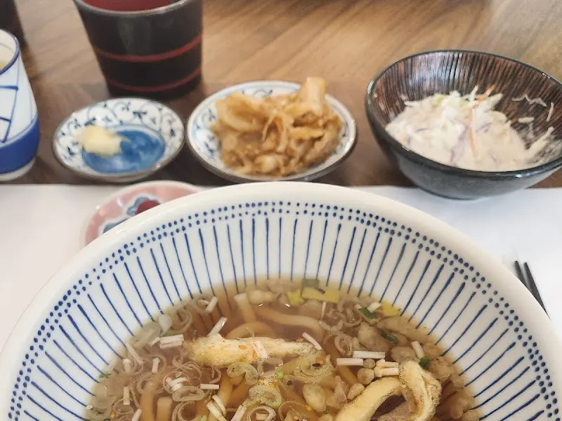 쫄깃하고 부드러운 우동