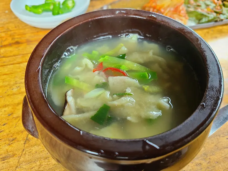 따끈한 감자수제비