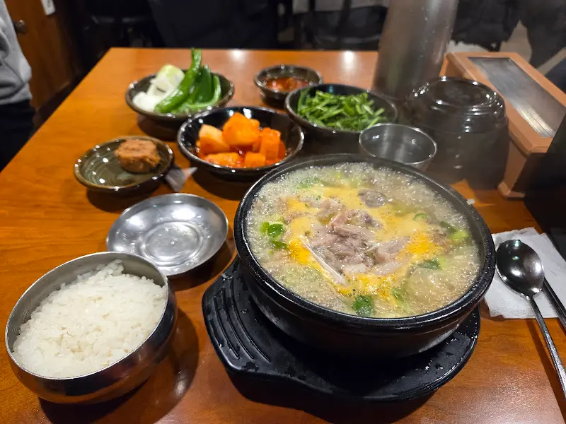 농민백암순대 한상차림