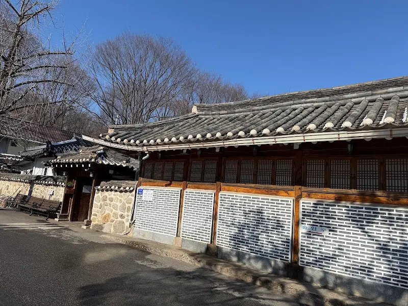 기와집 외부 모습