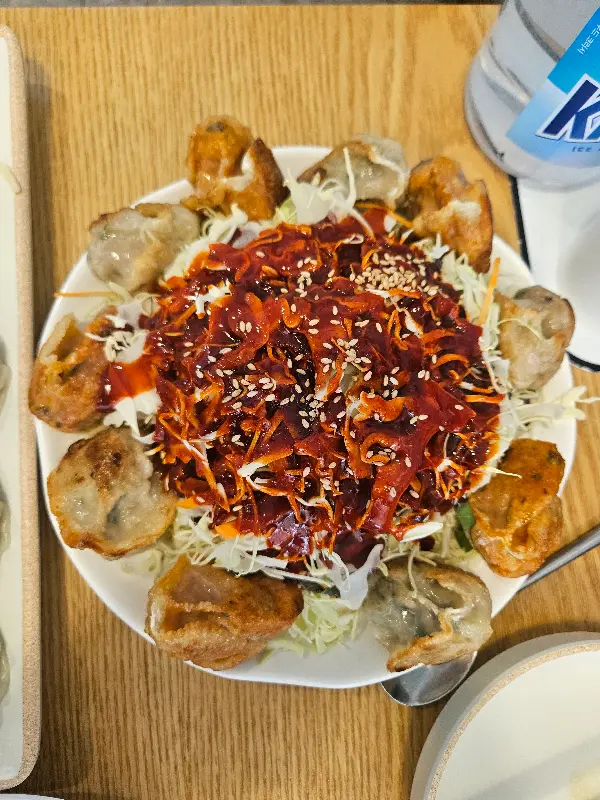 겉바속촉 군만두