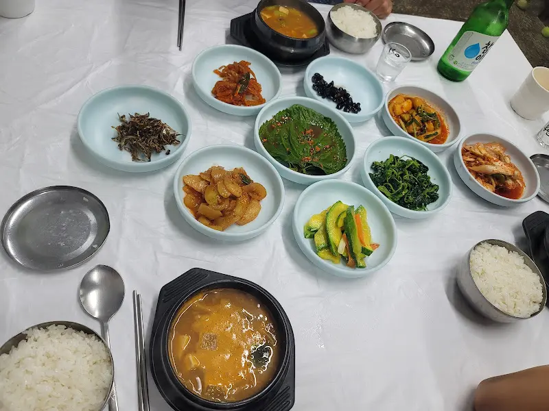 오미식당 한상차림