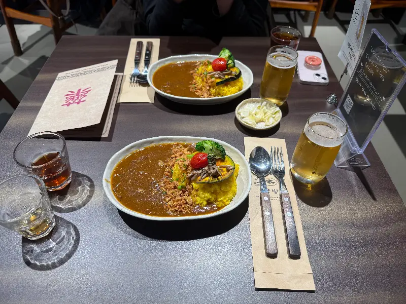 카레와 맥주