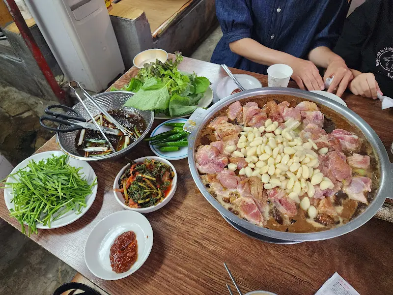 물갈비 한 상 차림