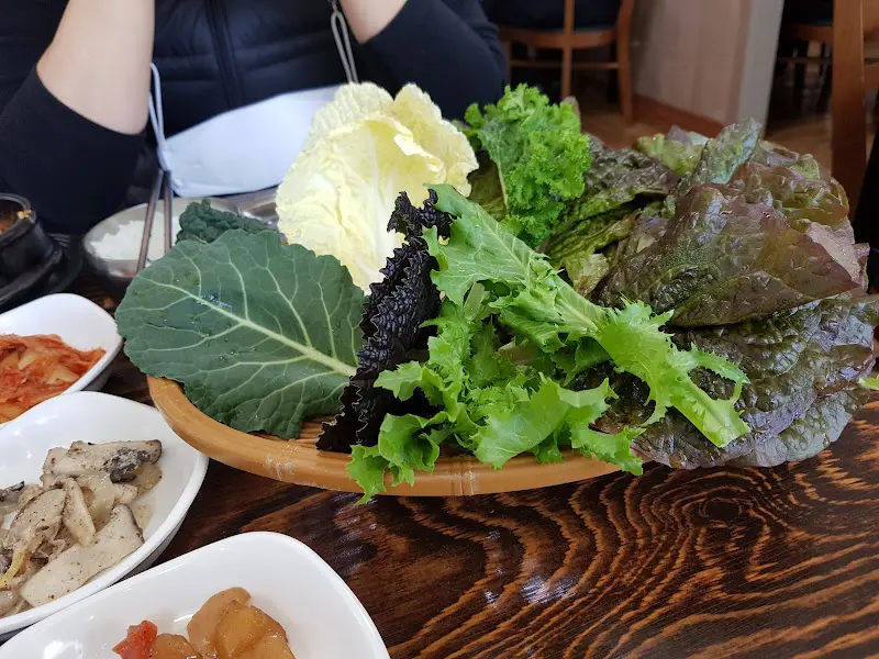 푸짐한 쌈 채소