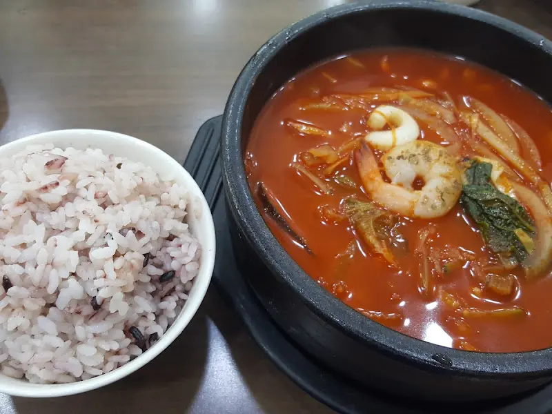 한밀식당 짬뽕과 밥
