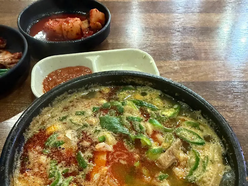 선지해장국과 깍두기, 겉절이