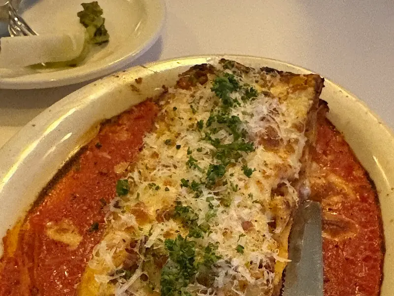 층층이 쌓인 라자냐