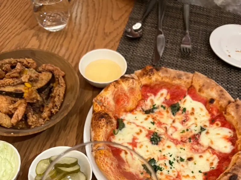 디아볼라 피자와 튀김