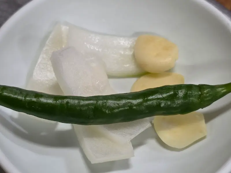 돼지국밥 곁들임 채소