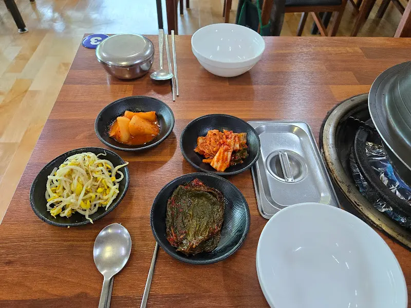 밑반찬 세팅