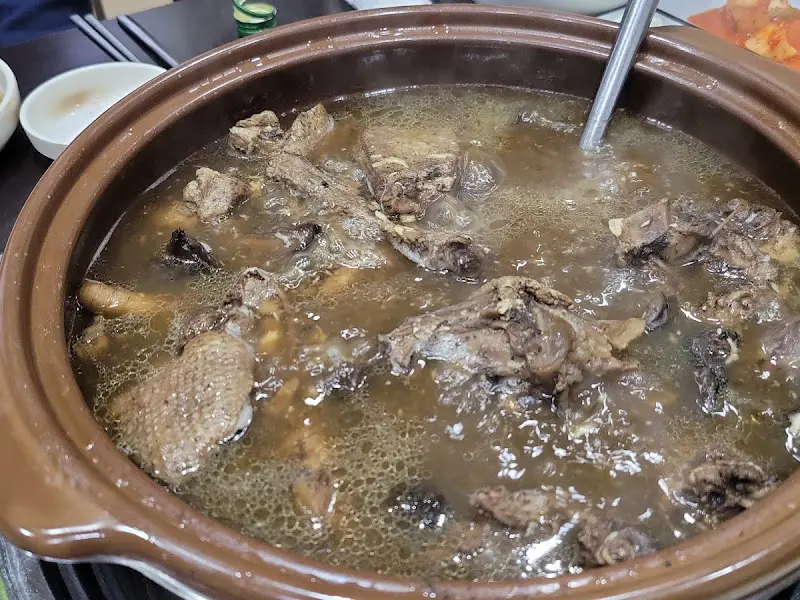 능이 옻나무 백숙