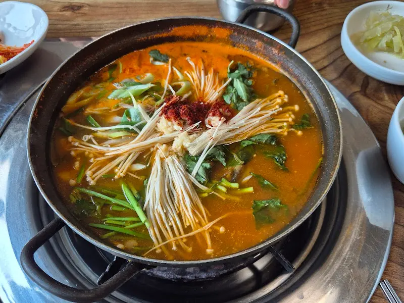 메기매운탕 근접샷