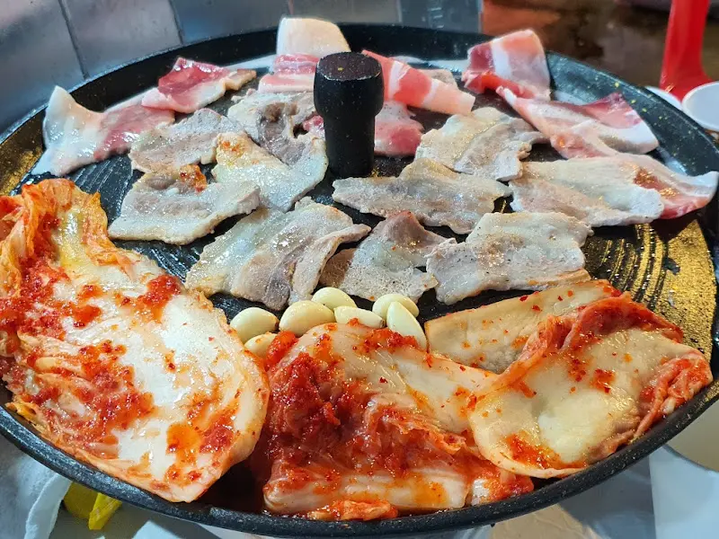 냉삼과 김치의 환상적인 조합