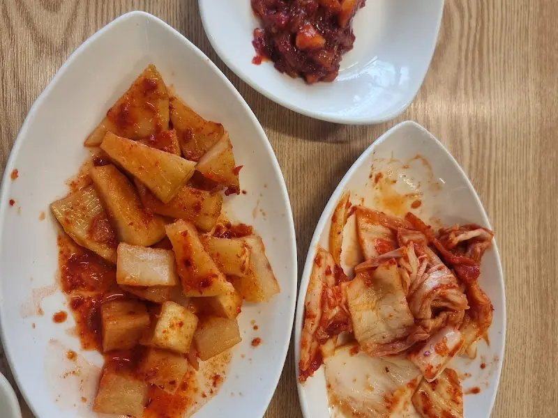 이색한우곰탕 기본반찬