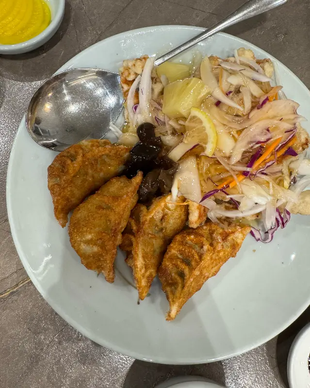 유린기와 군만두