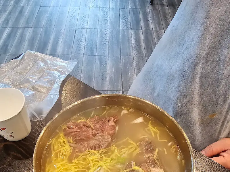 뼈칼국수 확대 사진