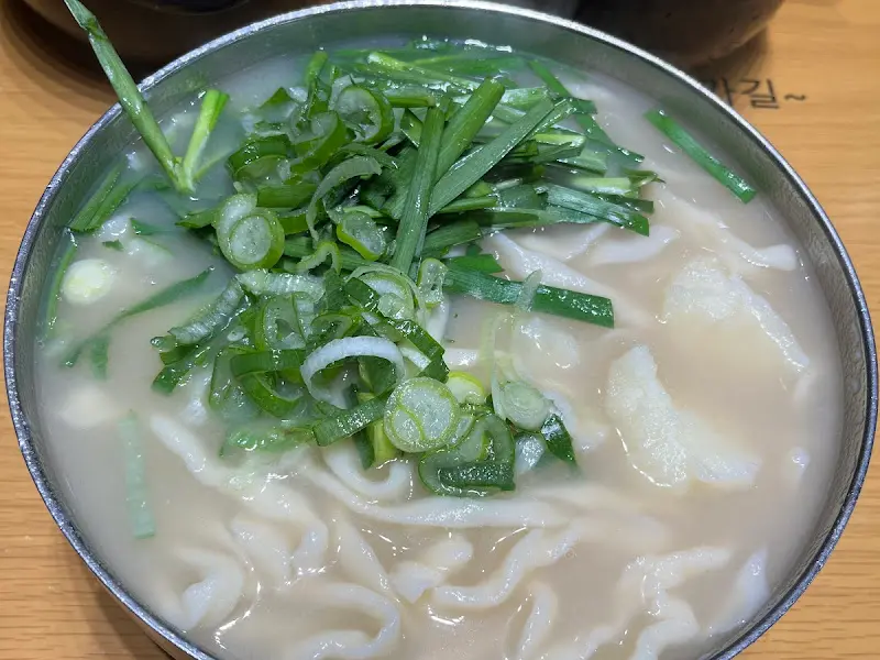 칼국수 근접샷
