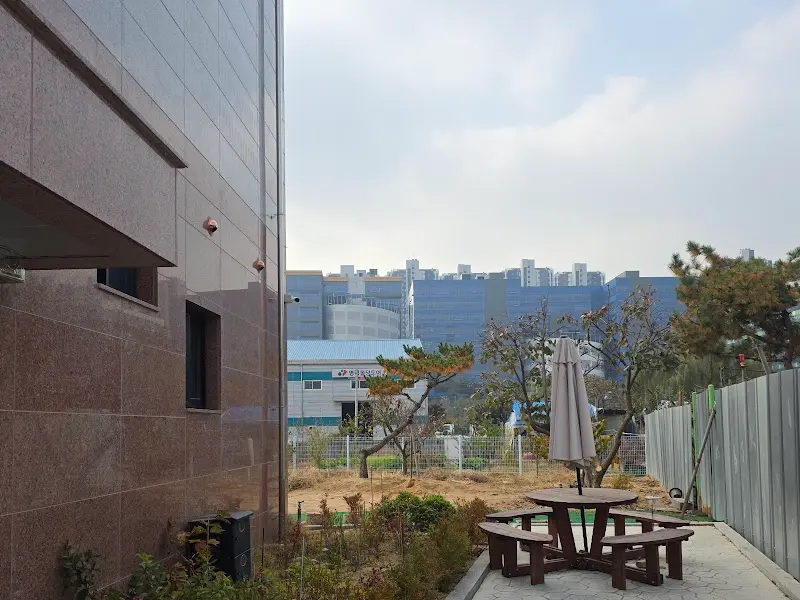큰사위오리집 주변 풍경