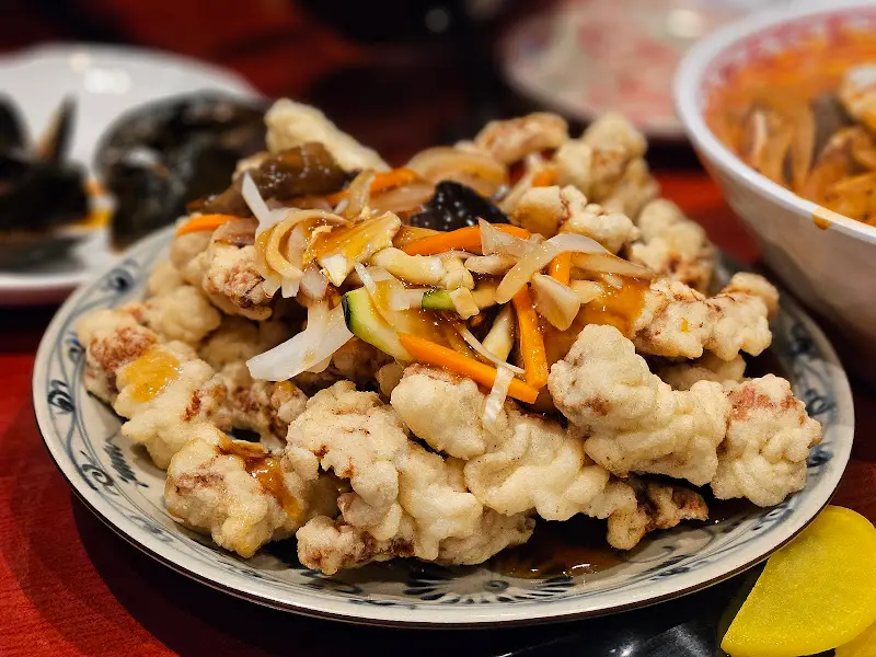 윤기가 흐르는 깐풍새우