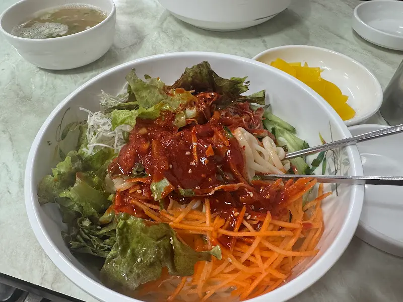 차애전할매칼국수의 비빔칼국수